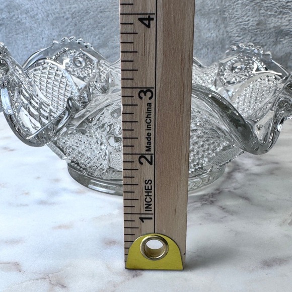 Vintage EAPG Clear Scalloped Ruffled Edge Bowl Starburst Pattern 8.5" - Picture 10 of 10